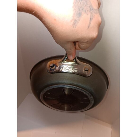 All-Clad 8" Hard-anodized HA1 Non-Stick Skillet Induction Non Stick Frying Pan - Picture 4 of 5